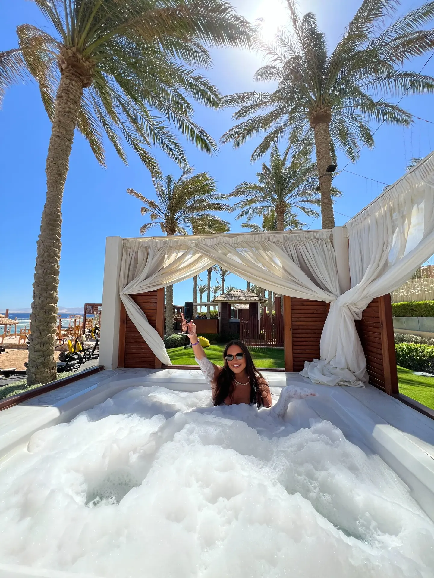 Мария и весь мир