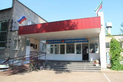 МБОУ "СРЕДНЯЯ ШКОЛА №6" ЕМР РТ