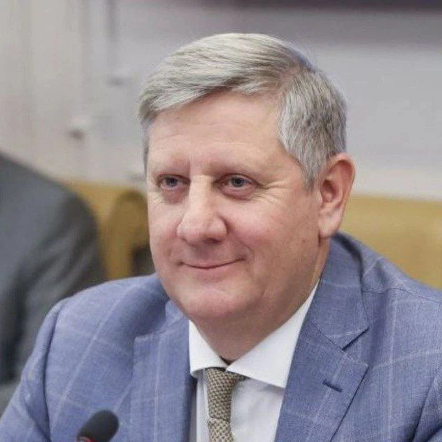 Андрей Чертков. Официально и не очень — канал в мессенджере MAX