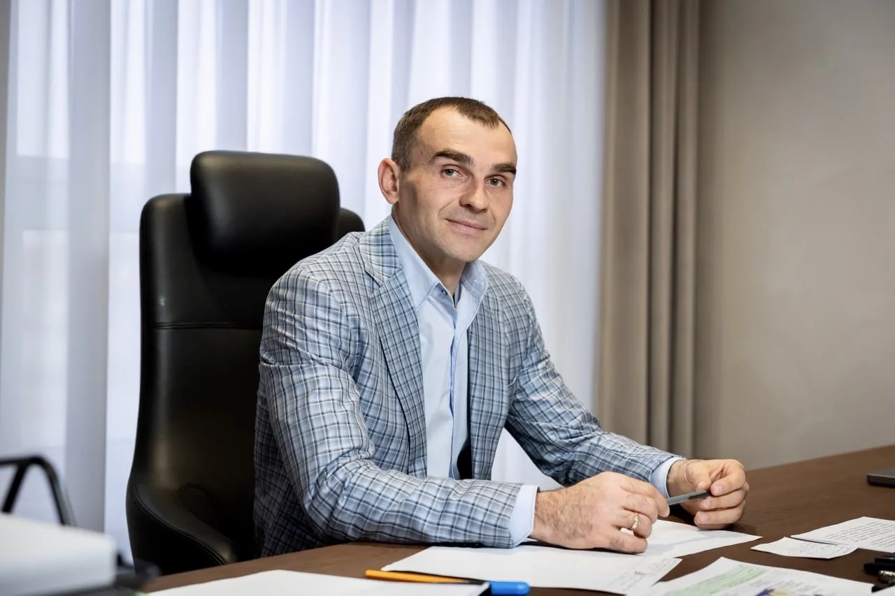 Алексей Иванов