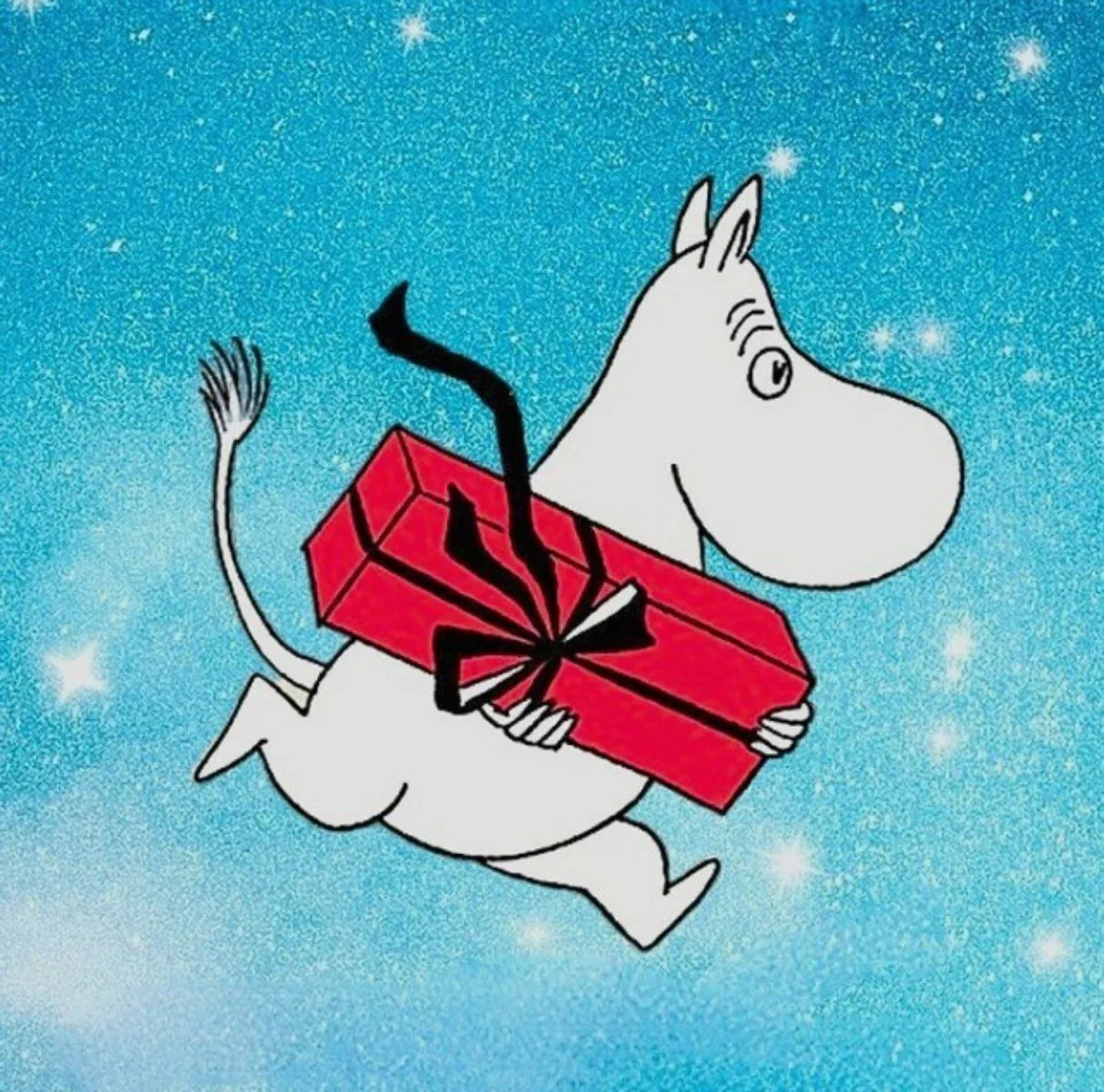 Детская и взрослая одежда и обувь