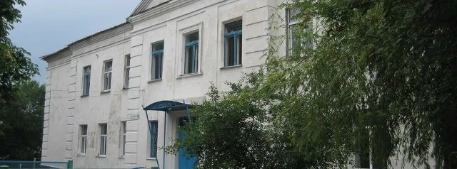 ГБОУ ЛНР "КШ № 13 имени воина-интернационалиста А.Мещерякова"