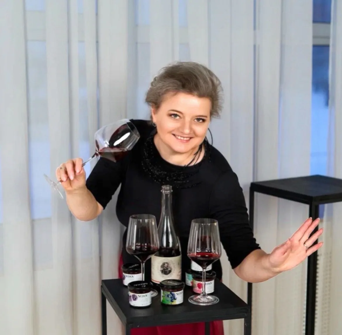 Налоги🕹️, ягоды🍓, вино🍷 — канал в мессенджере MAX