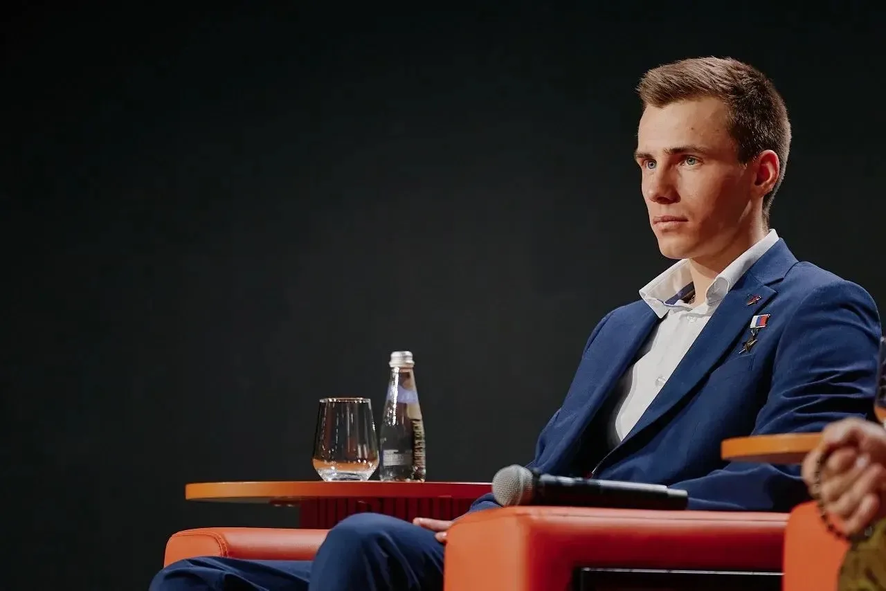 Владислав Головин — канал в мессенджере MAX