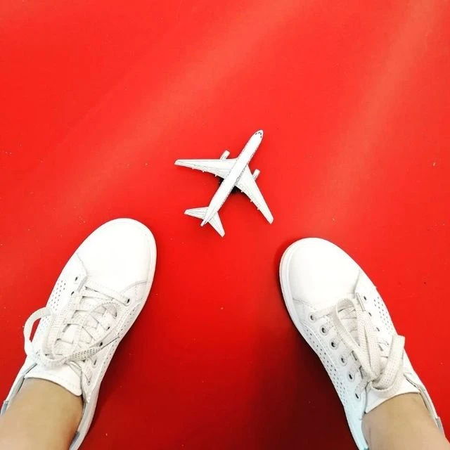 На Своих Двоих — канал в мессенджере MAX