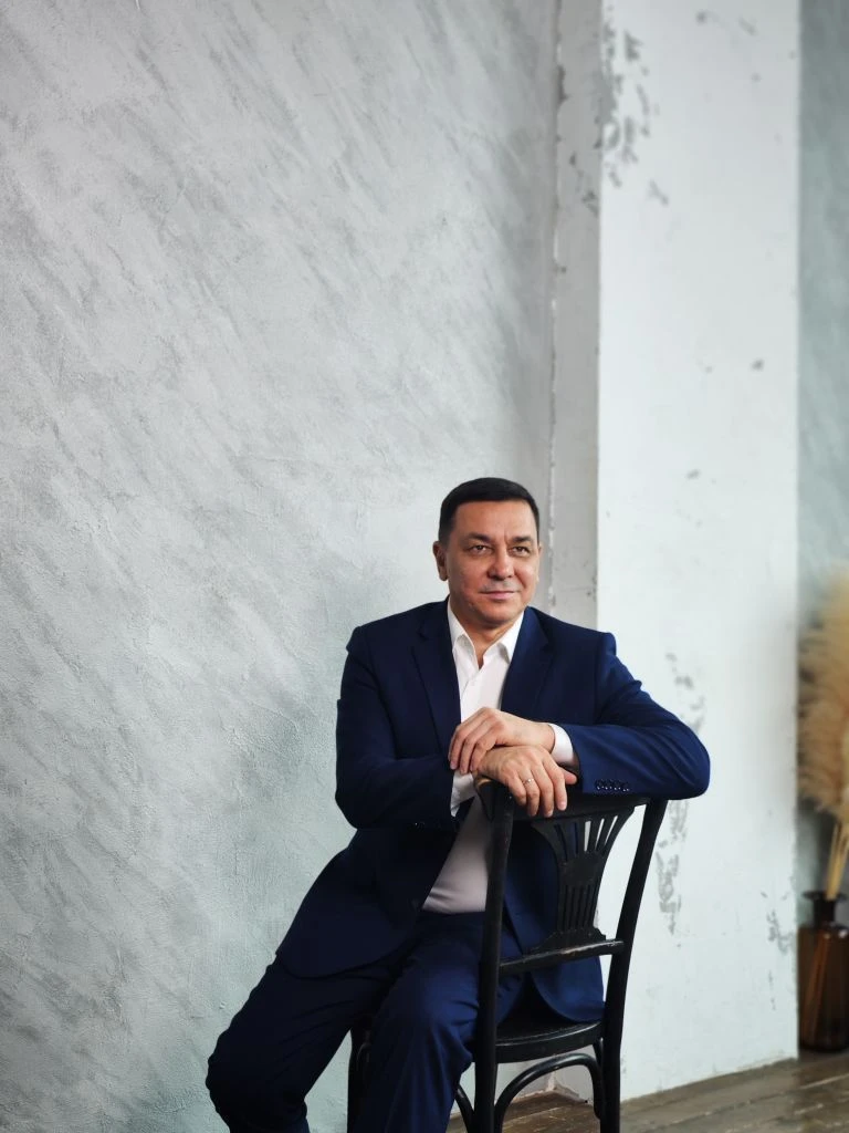 Хафизов на Maxe