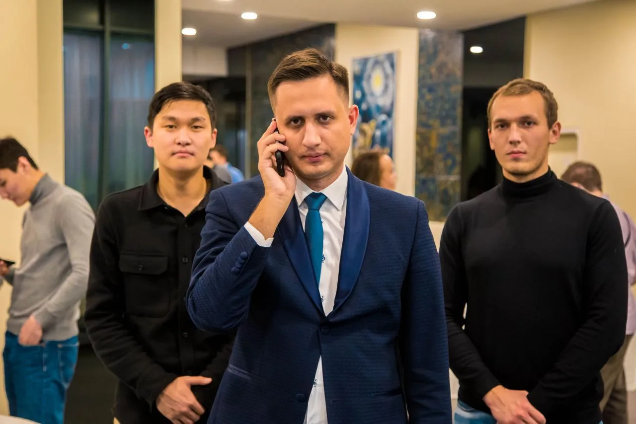 Максим Реснянский — канал в мессенджере MAX