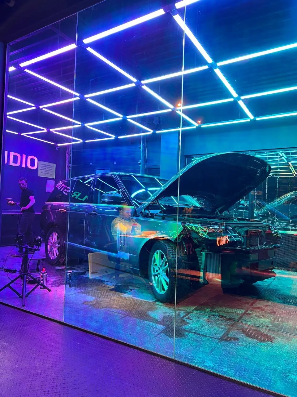 LR-Studio — запчасти и тюнинг Land Rover