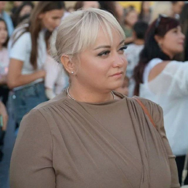 Елена Сафонова