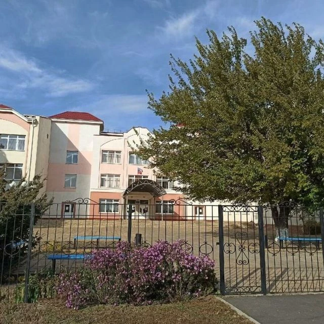 Луганская школа № 67