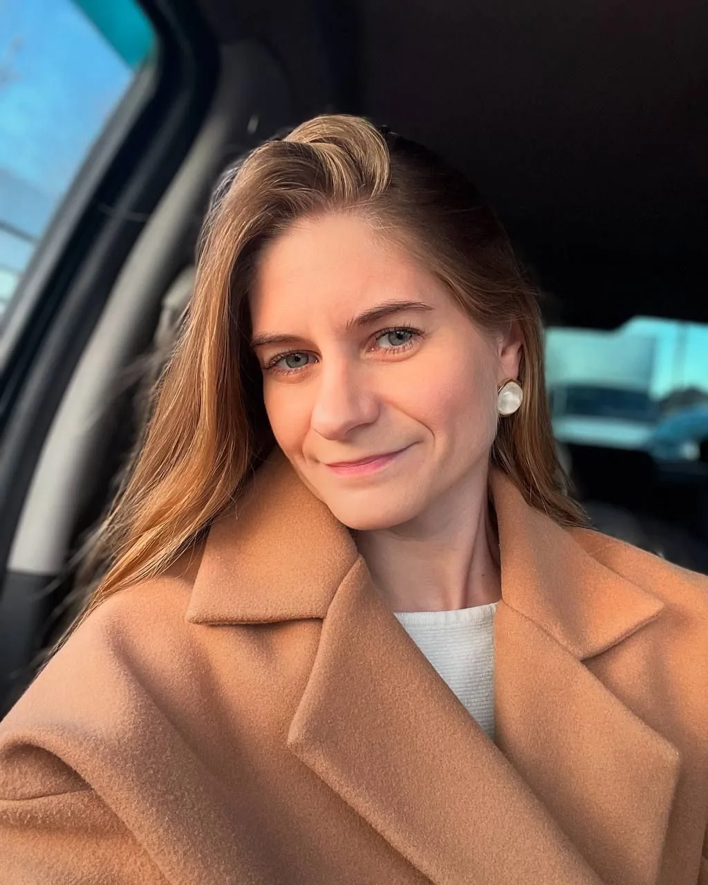 ЕЛЕНА, БРОНИРУЙТЕ! — канал в мессенджере MAX