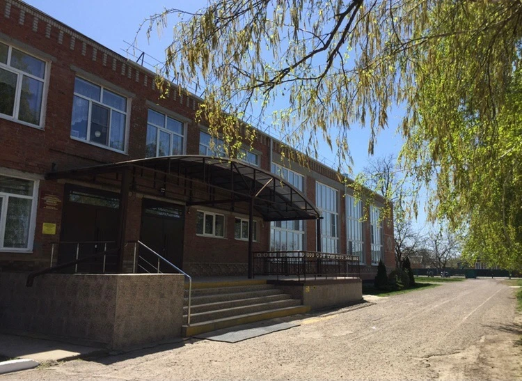 МБОУ СОШ № 3 ст.Новокорсунская