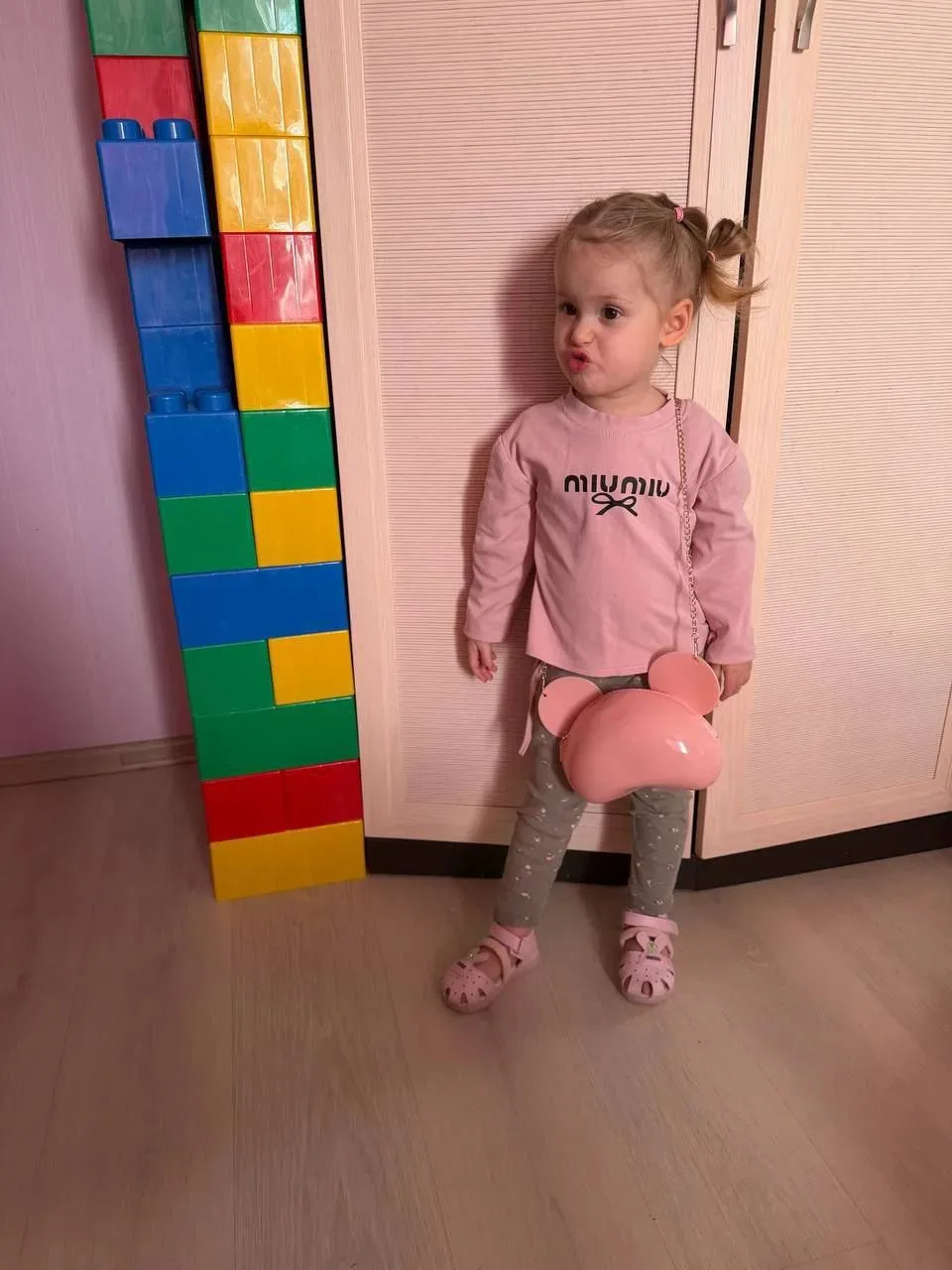 Амелия Карамелия & Семья