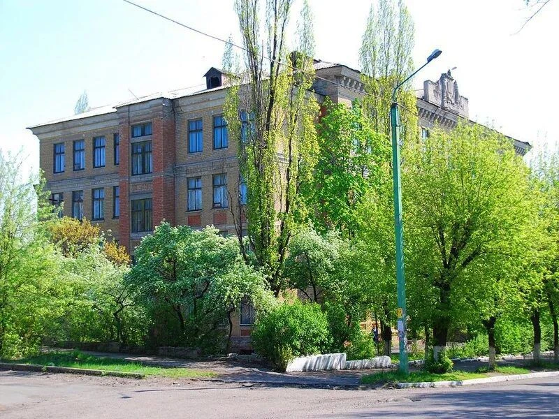 ГБОУ "СШ №3 Г. КИРОВСКОЕ ШАХТЕРСКОГО М.О."