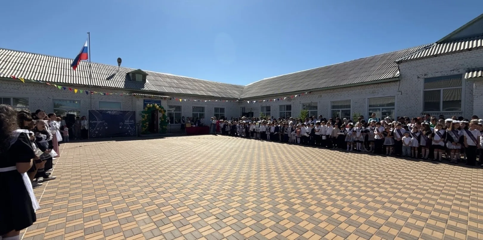 МКОУ "Новостроевская СШ"