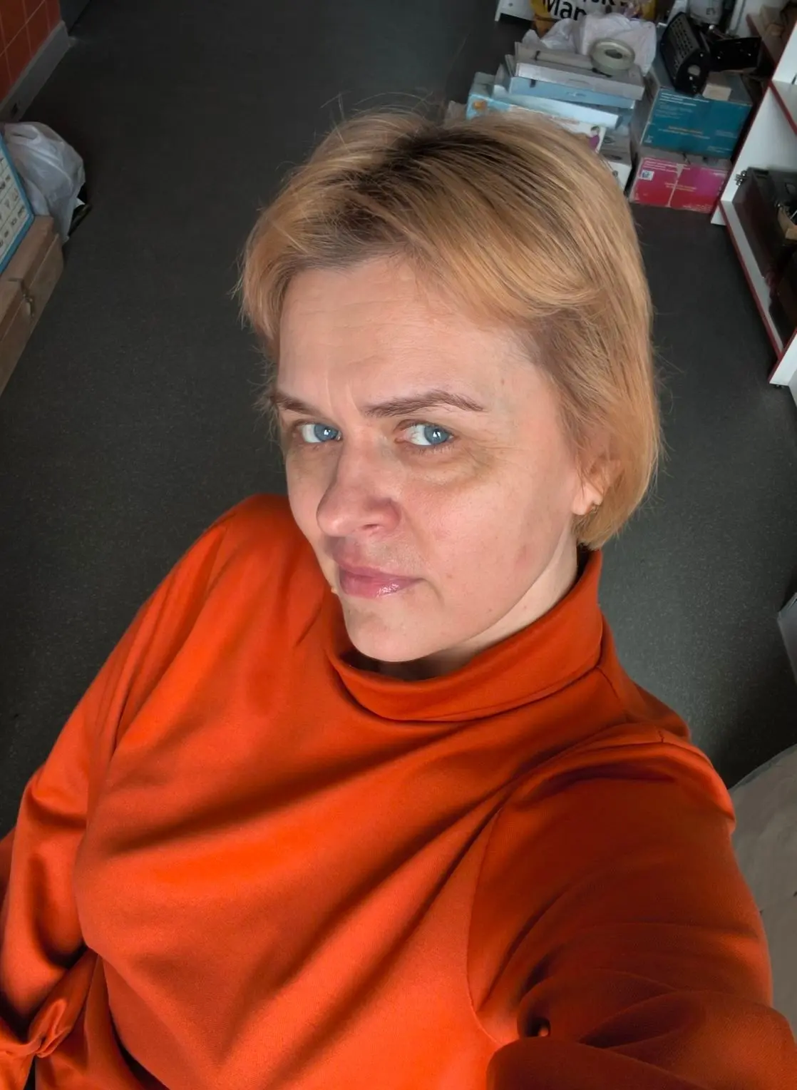 Елена с фотиком и без — канал в мессенджере MAX