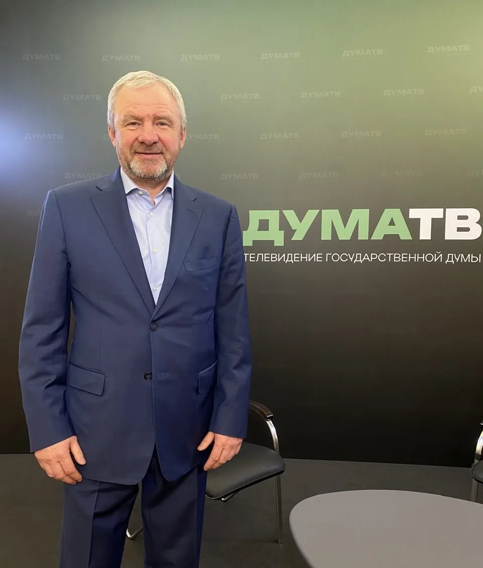 Сергей Петров — канал в мессенджере MAX