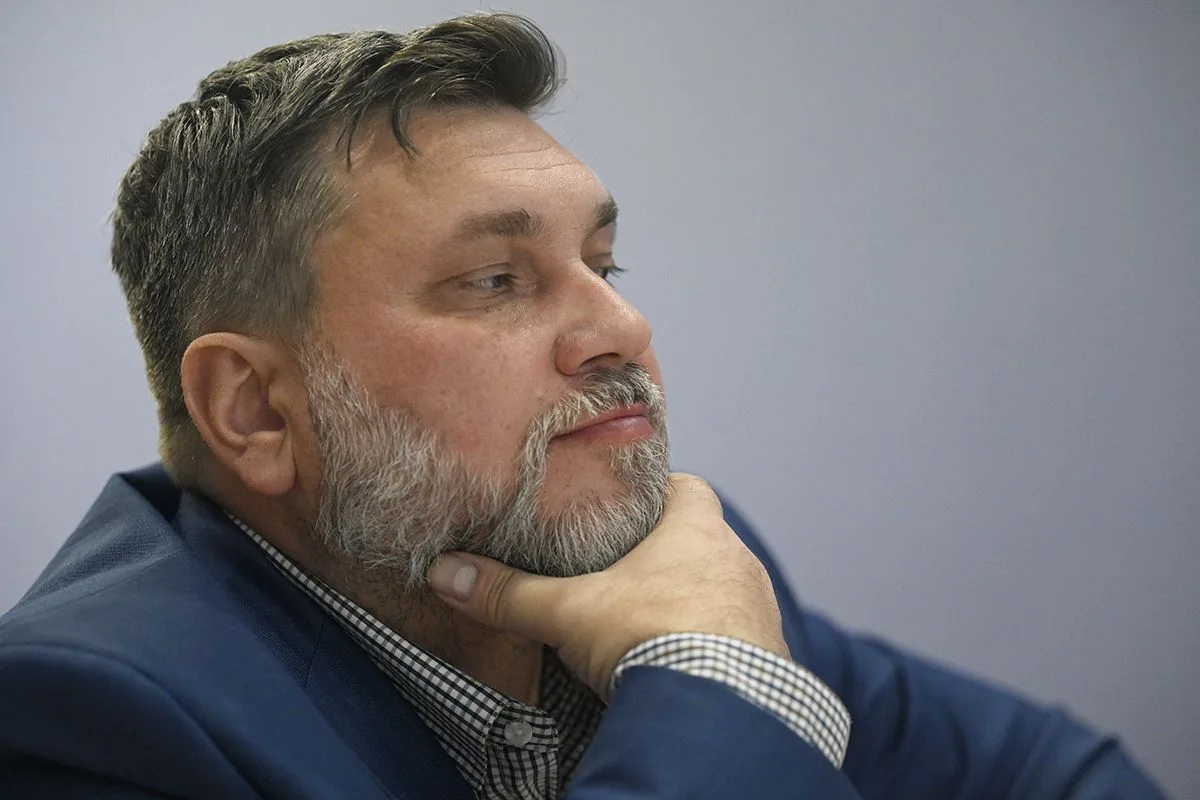 Толмачев, огонь!