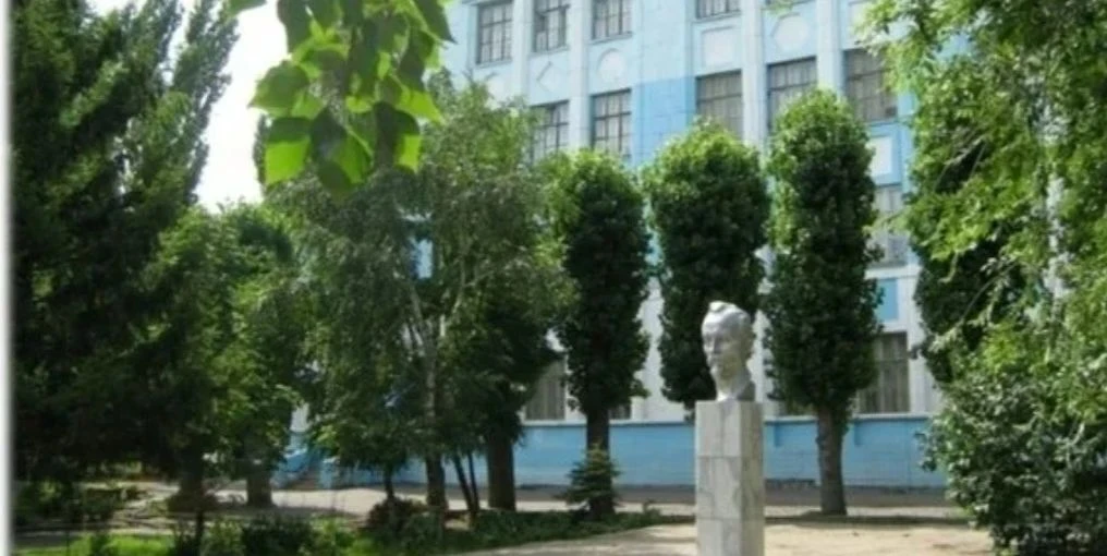 МОУ СШ N19 Центрального района Волгоград