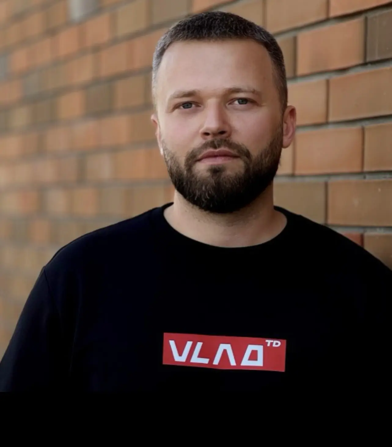 Влад Трын Дын — канал в мессенджере MAX