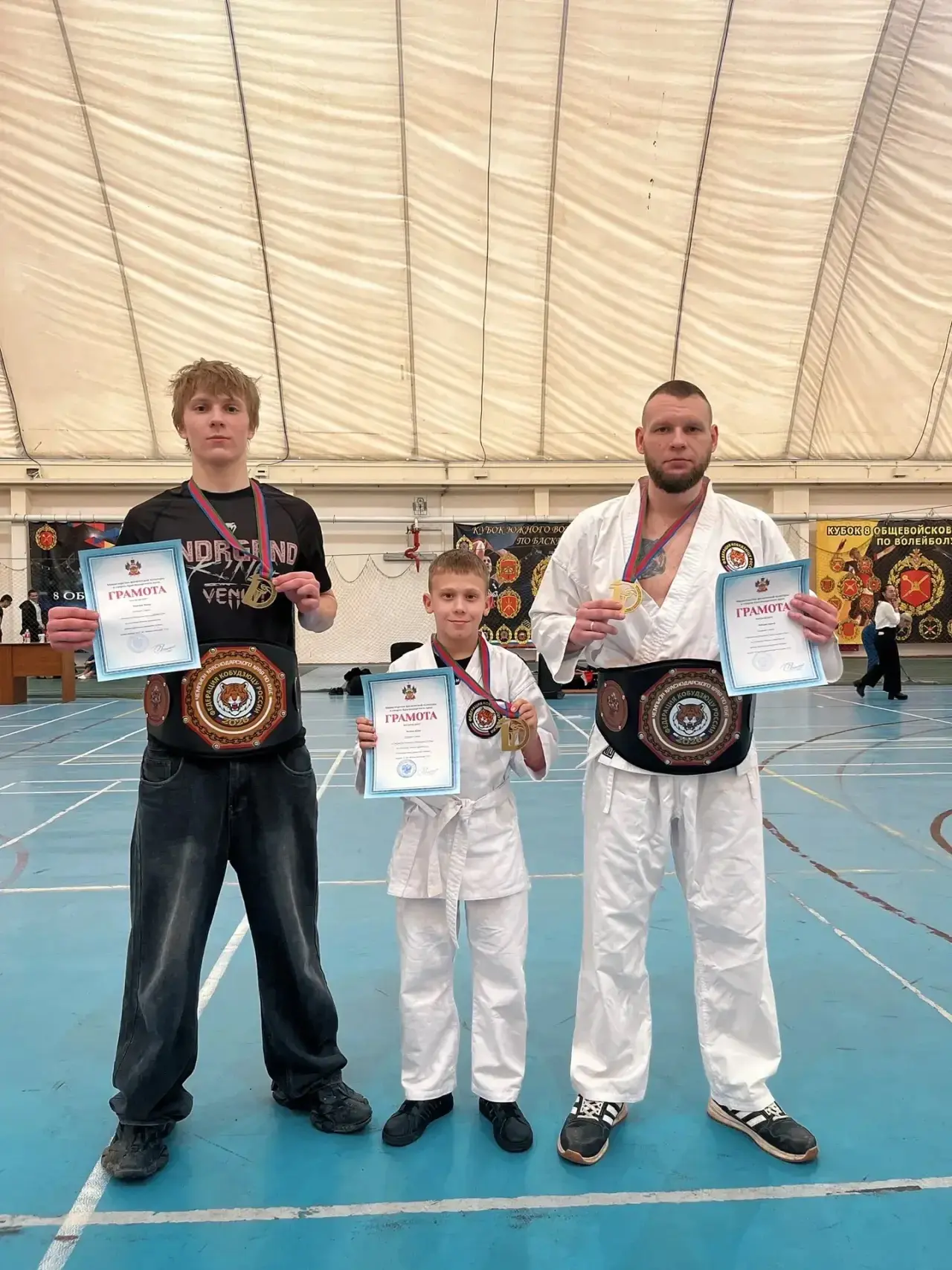 Лебедев Сергей / тренер по единоборствам