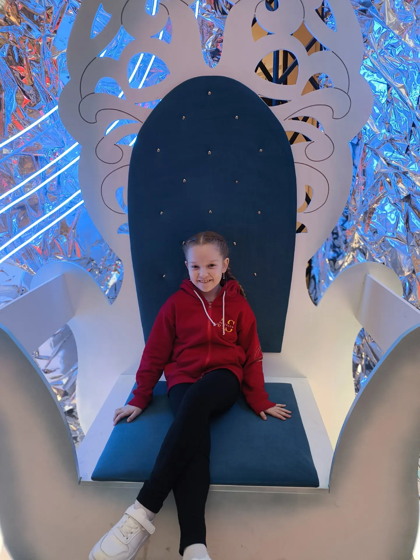 Вика Польнякова🍭 — канал в мессенджере MAX