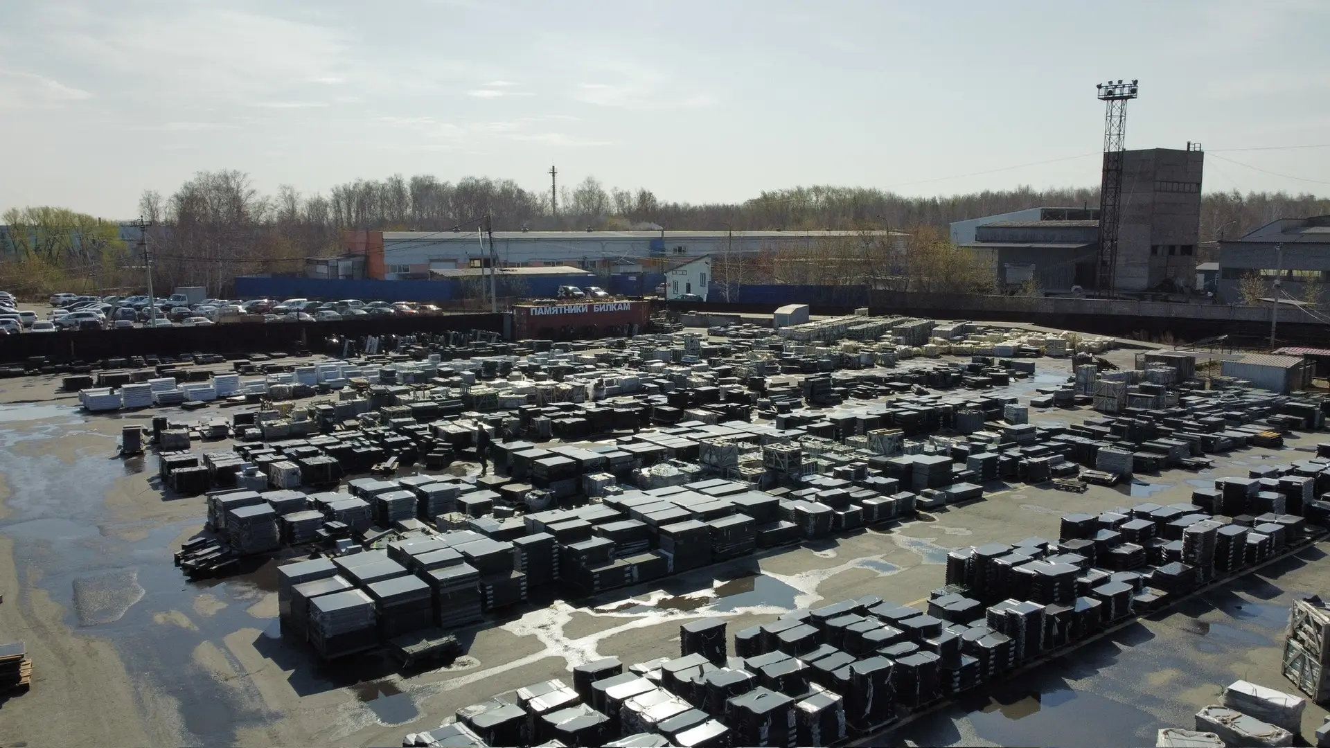 Билкам Памятники