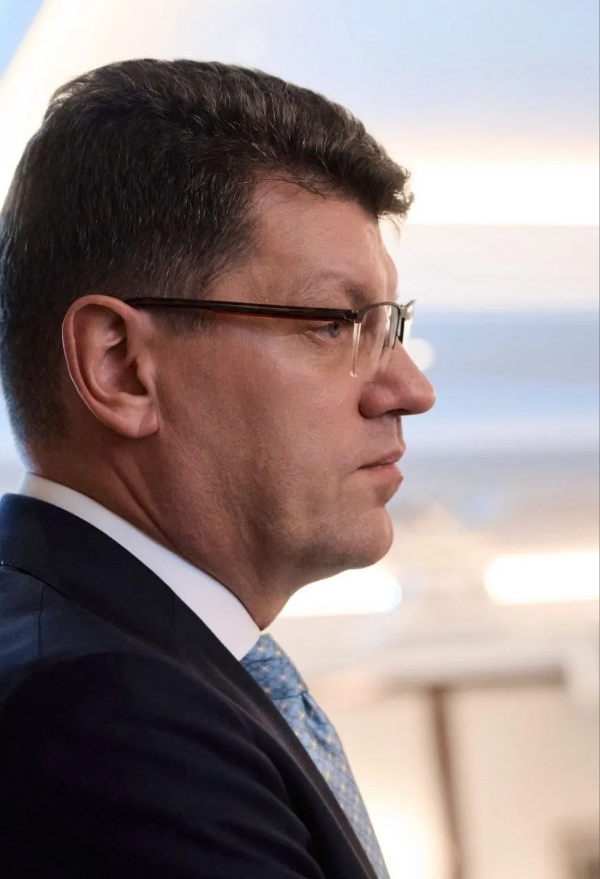 Денис Кравченко — канал в мессенджере MAX