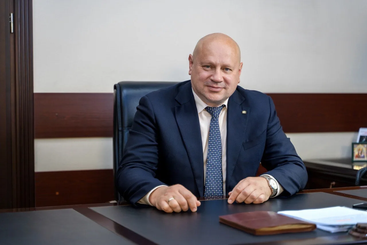 Мэр Омска Сергей Шелест — канал в мессенджере MAX