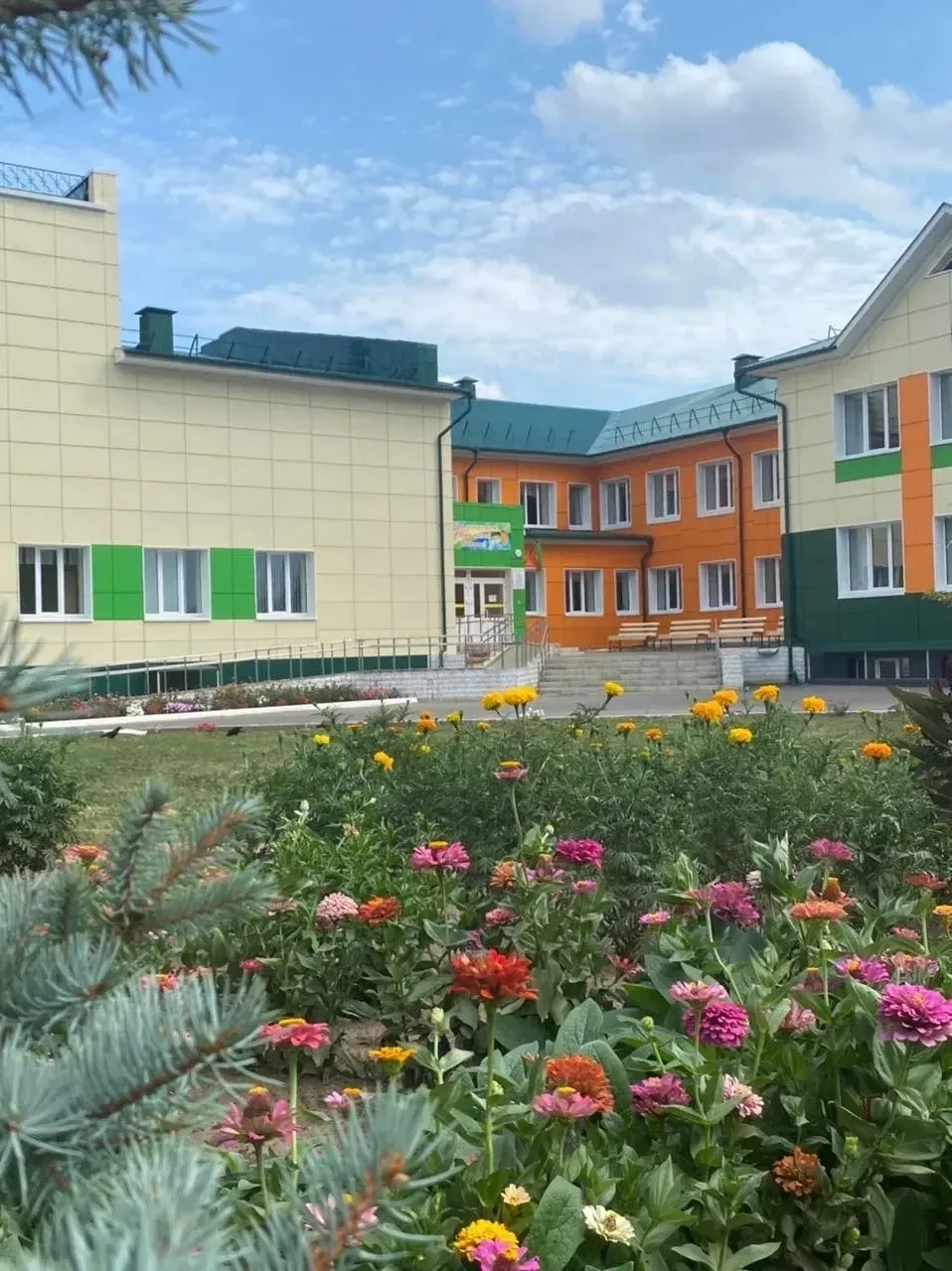 МБОУ "Большеатнинская СОШ"