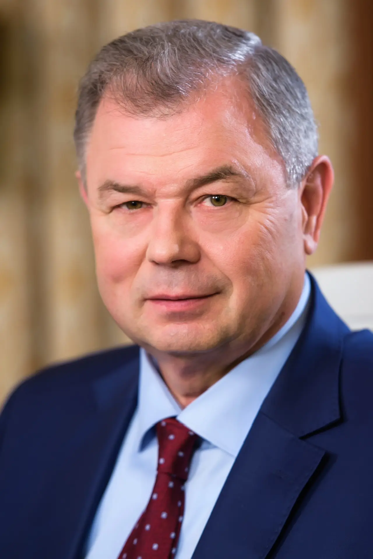 Анатолий Артамонов — канал в мессенджере MAX