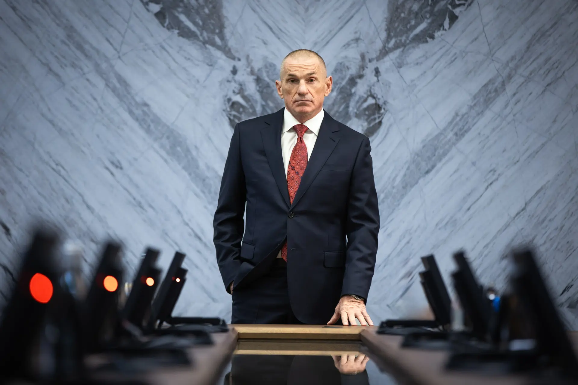 Юрий Иванов