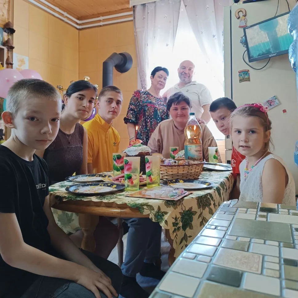 Шараповы LIVE | Многодетные будни 👨‍👩‍👧‍👦 — канал в мессенджере MAX