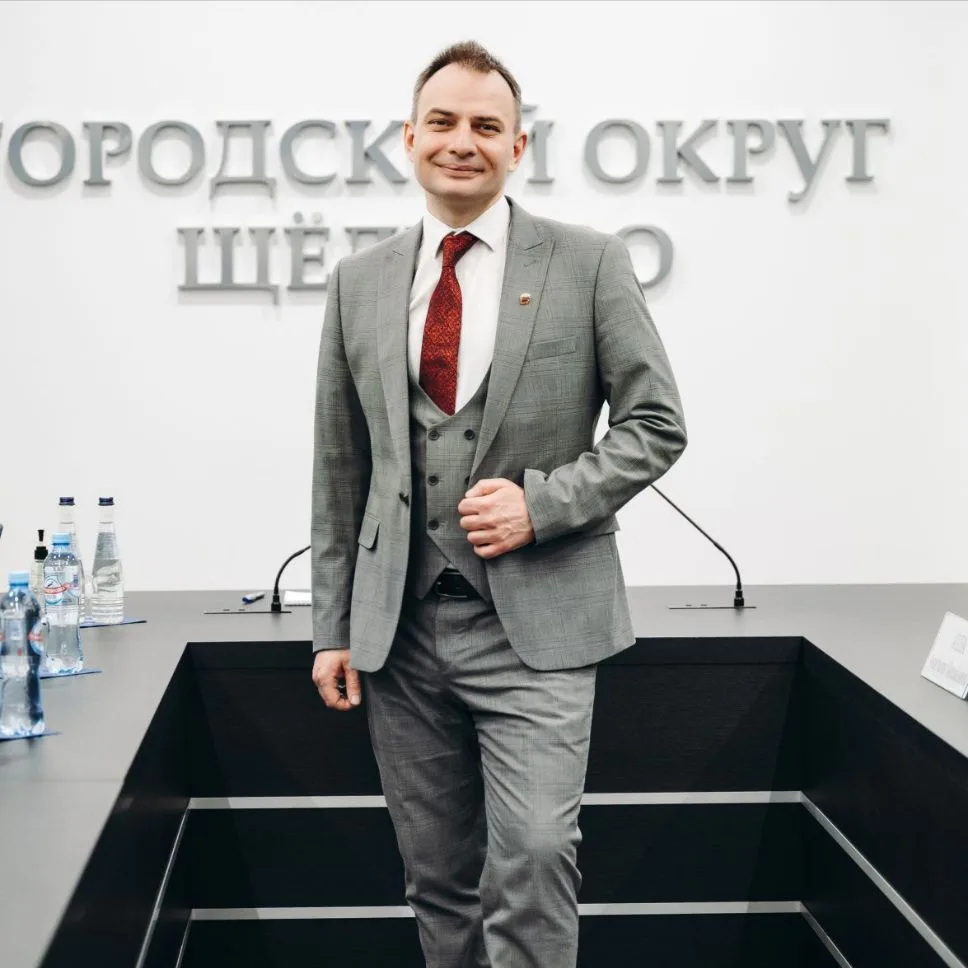 Олег Майстров — канал в мессенджере MAX