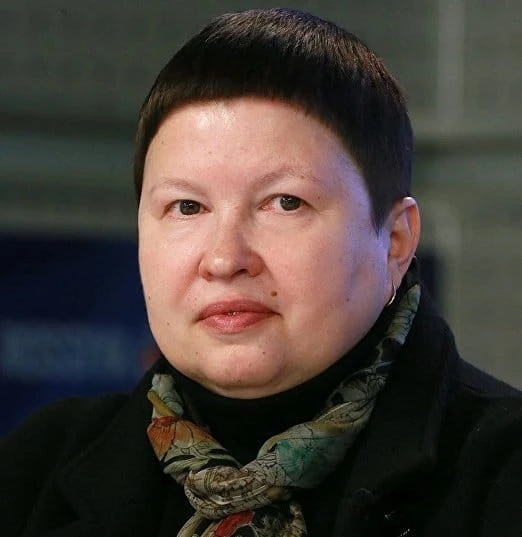Елена Сутормина — канал в мессенджере MAX