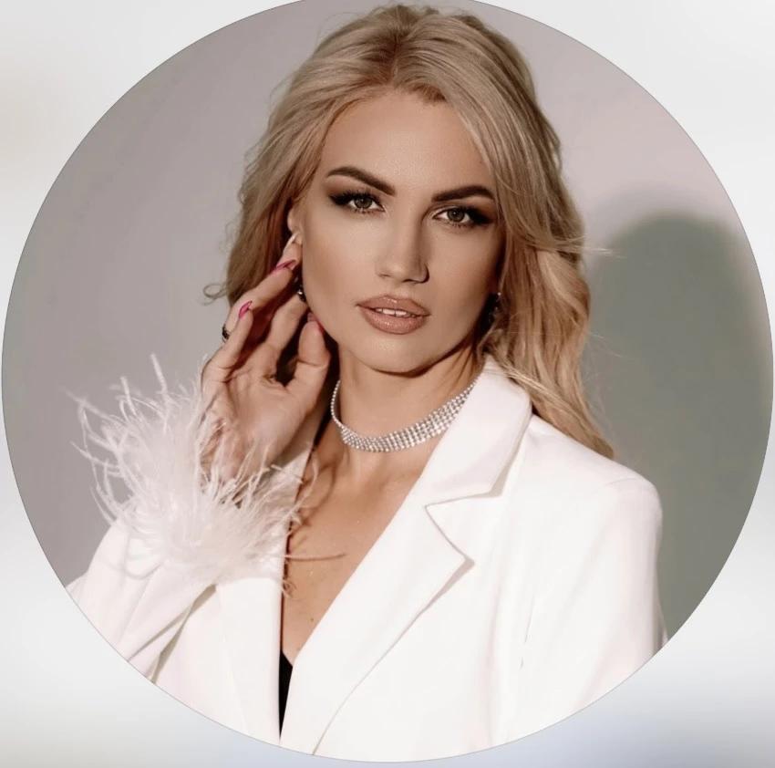 АННА ВЯЛОВА|Anyuta_hott — канал в мессенджере MAX