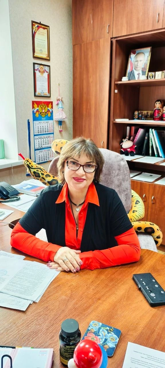 Катрич Елена Михайловна — канал в мессенджере MAX