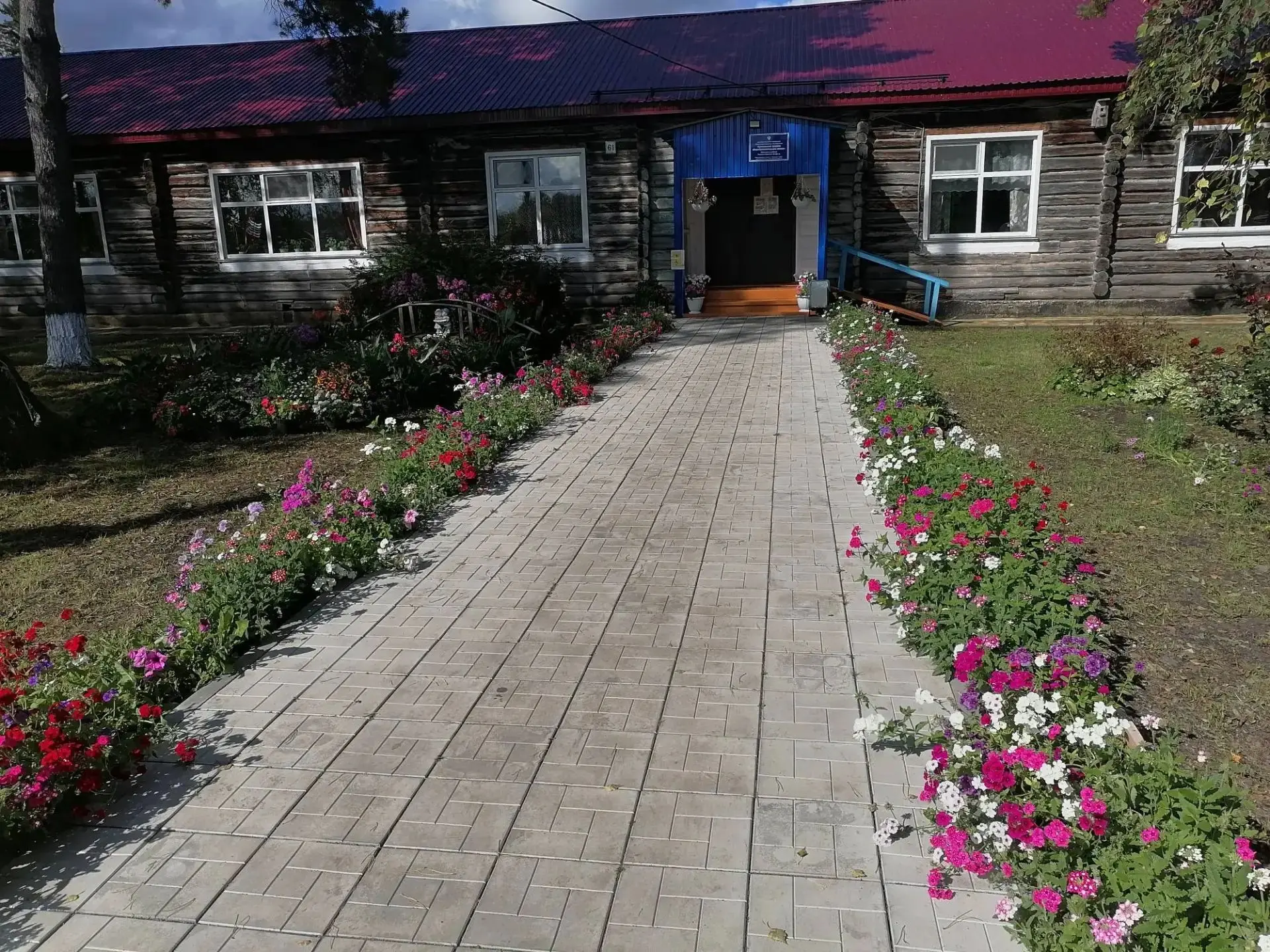 МКОУ "Крещенская средняя школа"