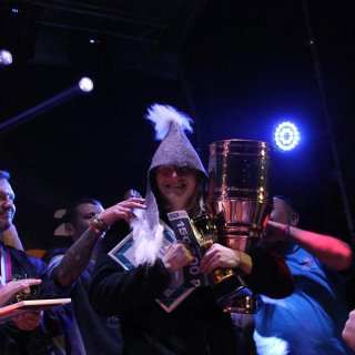 Соболев парит