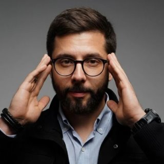 Профессор Тхориков