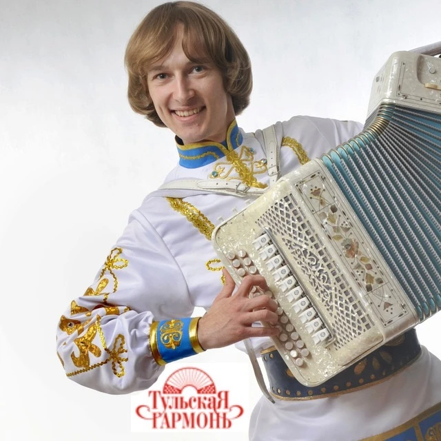 Музыкальные инструменты от Павла Уханова