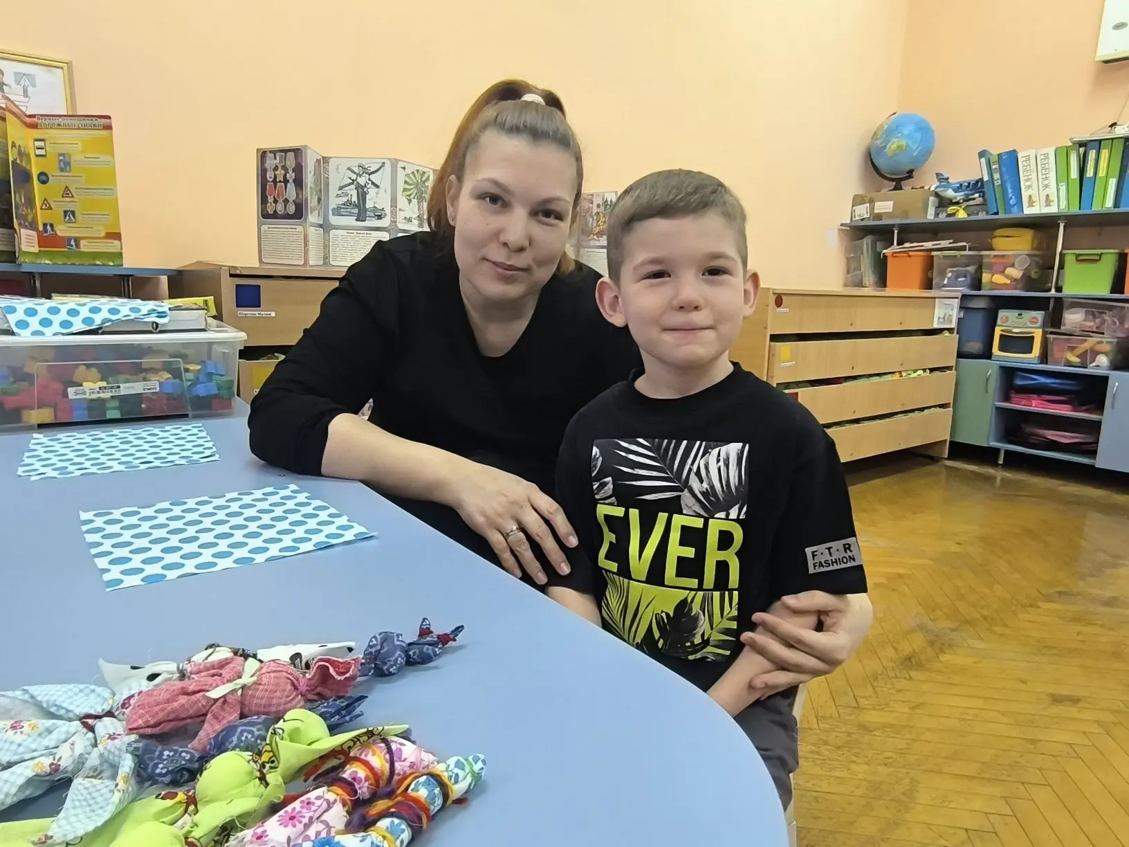 Добрый вечер. Мастер  - класс по изготовлению традиционной народной тряпичной куклы "Птица - веснянка"