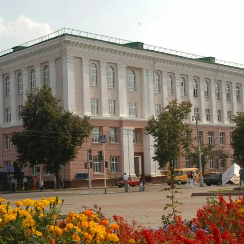 Дворец пионеров и школьников г. Курска