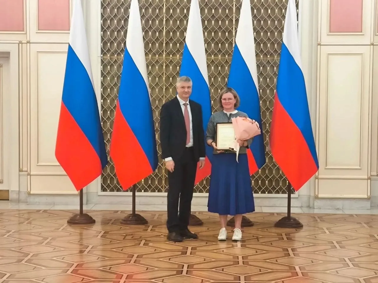 Изображение из сообщения канала