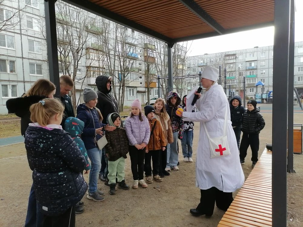 Сегодня на детской площадке в микрорайоне Городок,  созданной по проекту стимулирования...