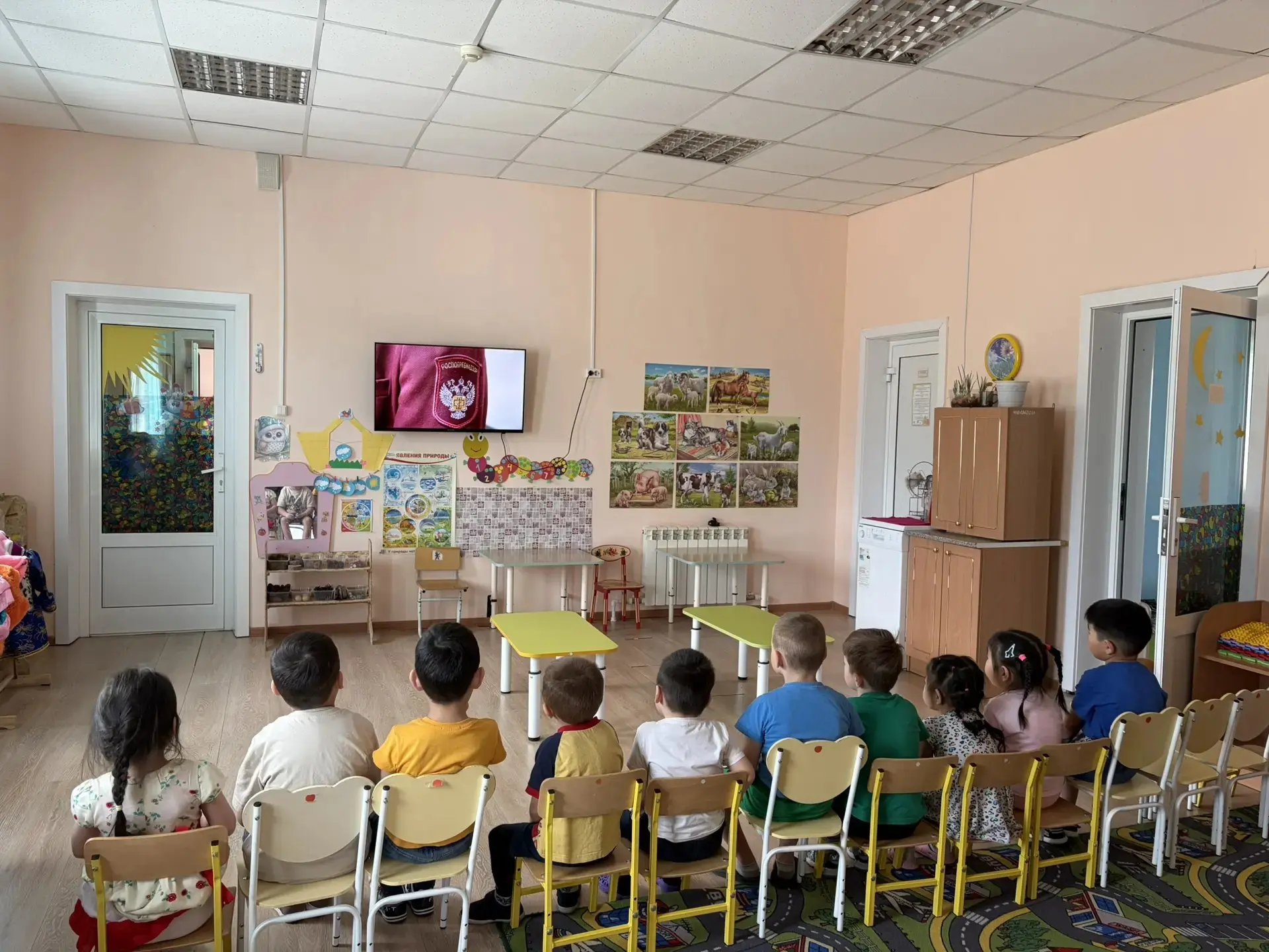 Микробы — это крошечные «невидимки», которые не любят мыло.