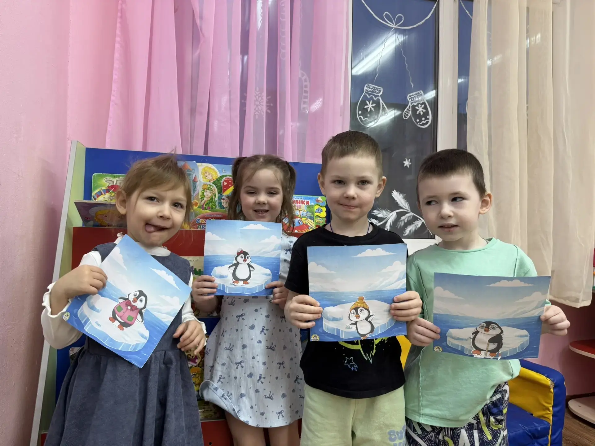Оказывается сегодня отмечается день рождение пингвина !