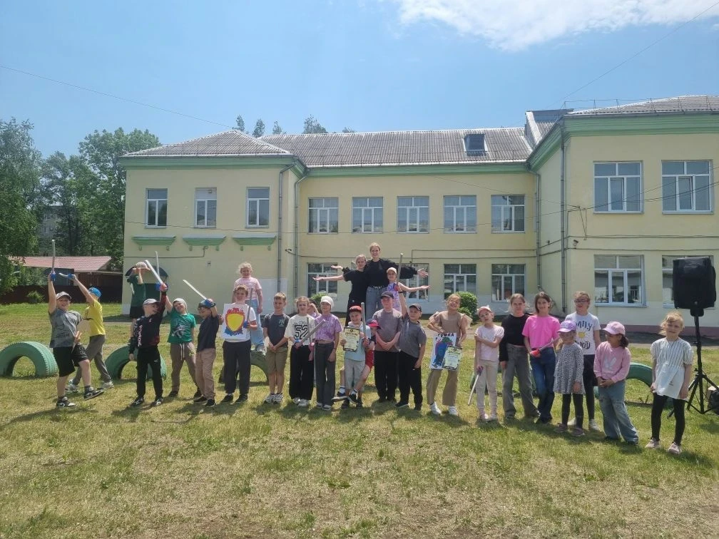 Поздравляем с началом лета! Наши ребята готовы к приключениям и активному отдыху!
