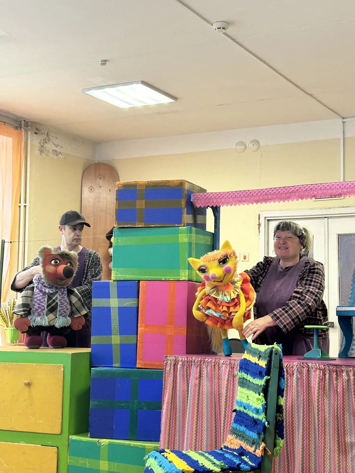 🎉 Волшебный день в нашем детском саду! 🎉

Сегодня к нам заглянул кукольный театр — и мы все будто 