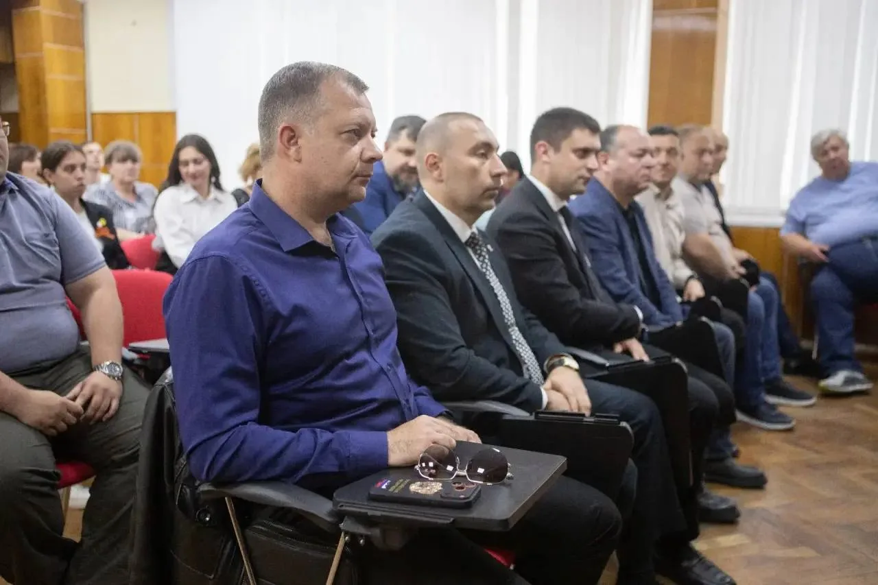 Принял участие в XLIII Конференции Пятигорского местного отделения партии «Единая Россия».
Повестка 